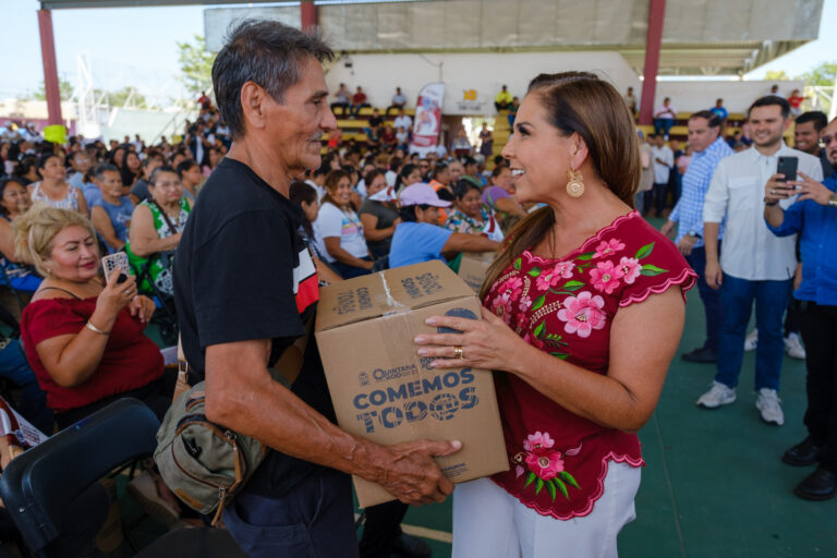 Mara Lezama encabeza entrega de paquetes del programa ‘Comemos Tod@s‘