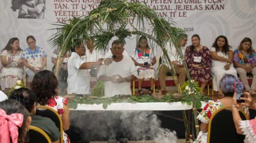 Parteras mayas se reúnen para consolidar la atención materna con identidad cultural
