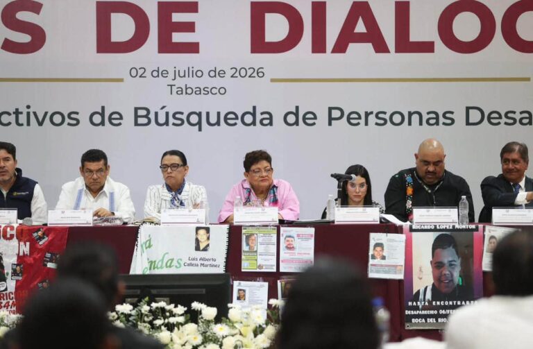 Segob y FGR se reúnen con colectivos de búsqueda en Tabasco