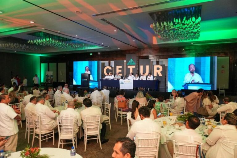 Sefotur y Cetur alían estrategias para elevar la competitividad y el desarrollo turístico de Yucatán