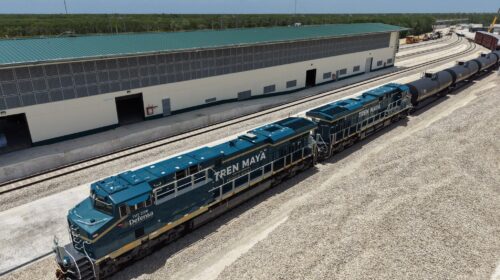 Supervisan en Quintana Roo las nuevas locomotoras del Tren Maya de carga