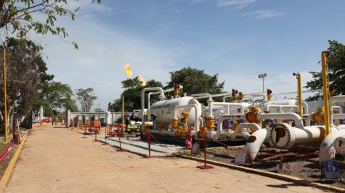 Supervisan operaciones y acciones de seguridad en instalaciones de Pemex en Teapa, Tabasco