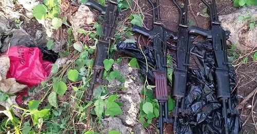 Golpe al tráfico de armas: Decomisan fusiles Galil en la frontera de Guatemala con Chiapas