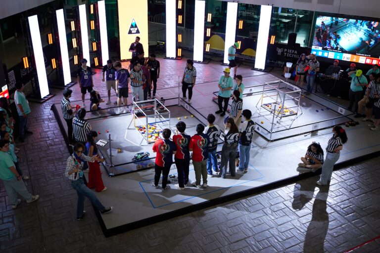 Tecmilenio, sede de la competencia de robótica que forma a los líderes del futuro