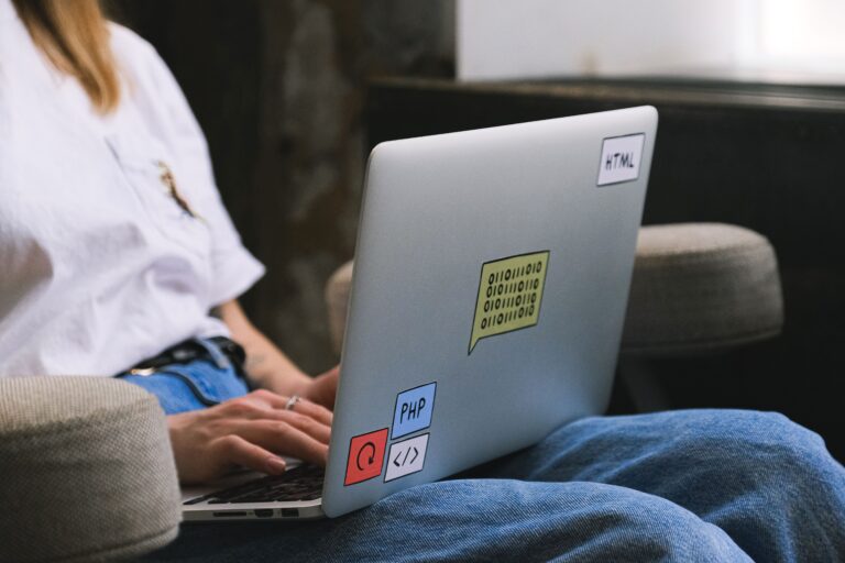 Prosus lleva la IA agéntica a las empresas: de semanas de trabajo a solo 30 minutos 