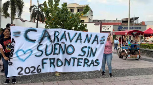 Caravana migrante “Sueños sin Fronteras” parte de Tapachula hacia el centro del país