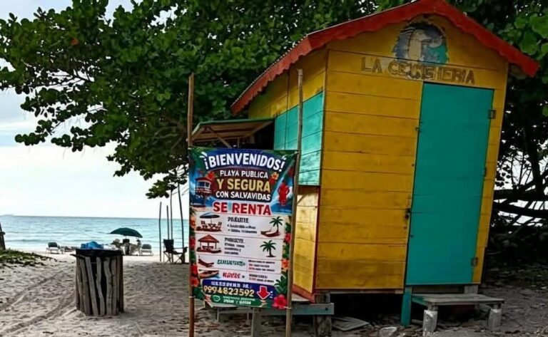 Denuncian ocupación ilegal de playa en Chuburná Puerto por parte de un extranjero