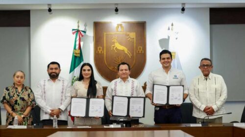 Izamal y Progreso se adhieren a la estrategia estatal para fortalecer sus finanzas