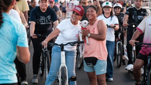 Miles de familias disfrutan de la segunda edición de "Puenteando Nichupté" en Cancún