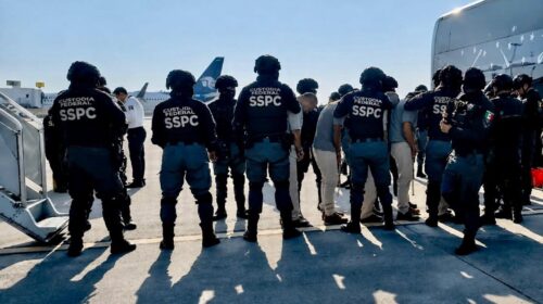 Trasladan a Chiapas a 14 reos de alta peligrosidad procedentes de Sonora y Jalisco
