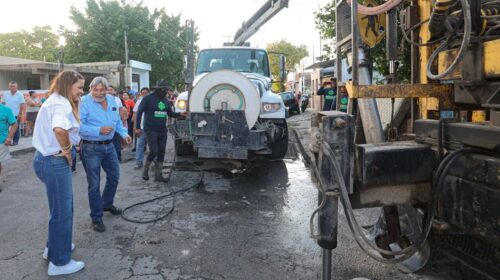 Cecilia Patrón encabeza operativo contra encharcamientos en Mérida; suman más de 660 obras pluviales