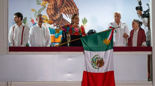 Mara Lezama lidera festejos patrios en Chetumal