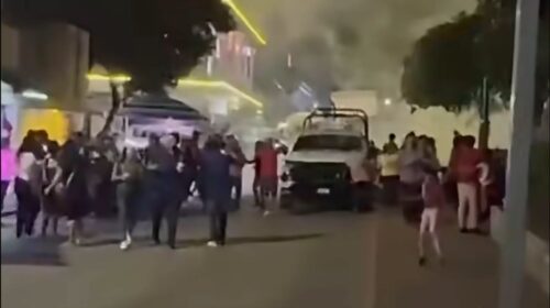 Pirotecnia fuera de control deja cuatro heridos durante festejos patrios en Palenque, Chiapas