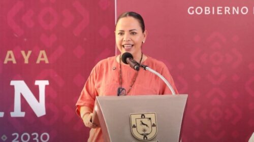 Lila Frías renuncia a la Sepasy para buscar la candidatura de Morena a la alcaldía de Progreso