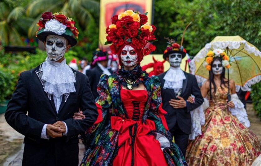Playa del Carmen vivirá las tradiciones de Día de Muertos con programa cultural en Sandos Caracol